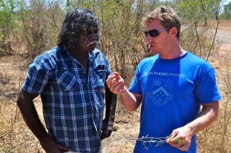 David and Tom discuss an old weedy and prickly friend:  'moorrooloombong' or Acacia farnesiana